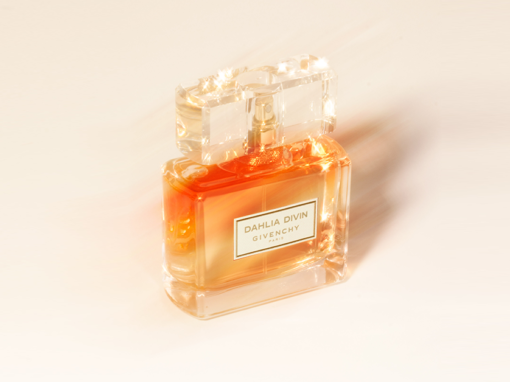 GIVENCHY – Dahlia Divin Perfume Product Photography