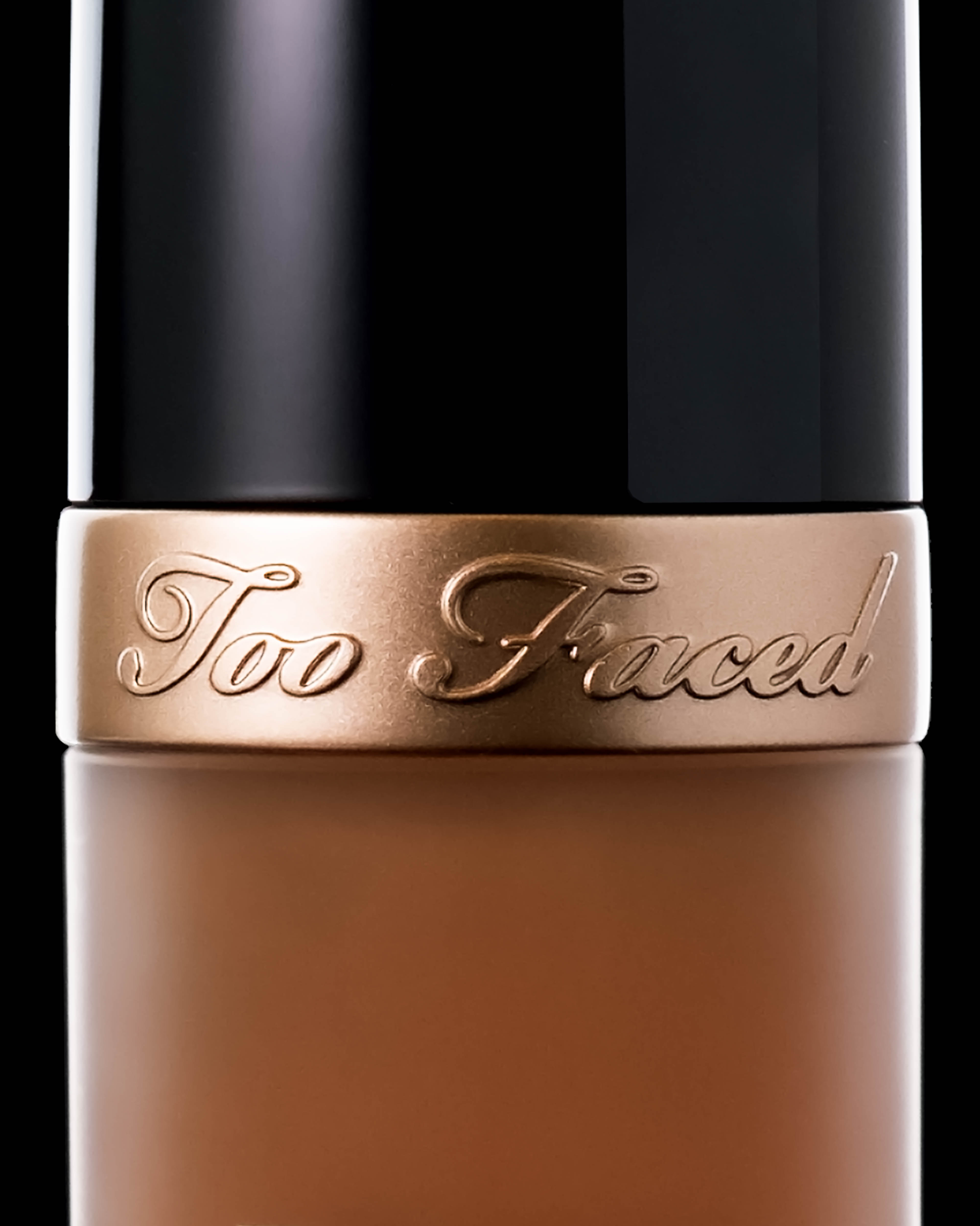 Macro product photography shot of the Too Faced - Born This Way Concealer. Photographed by LollyPix